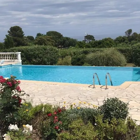 With Sea View, 1 Km From The And Center, Bbq, Tennis Close By * Fréjus