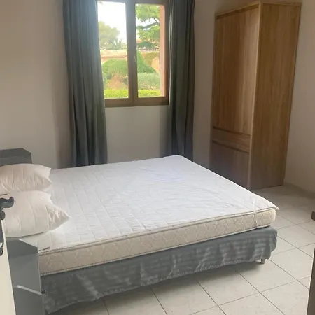 With Sea View, 1 Km From The And Center, Bbq, Tennis Close By Villa